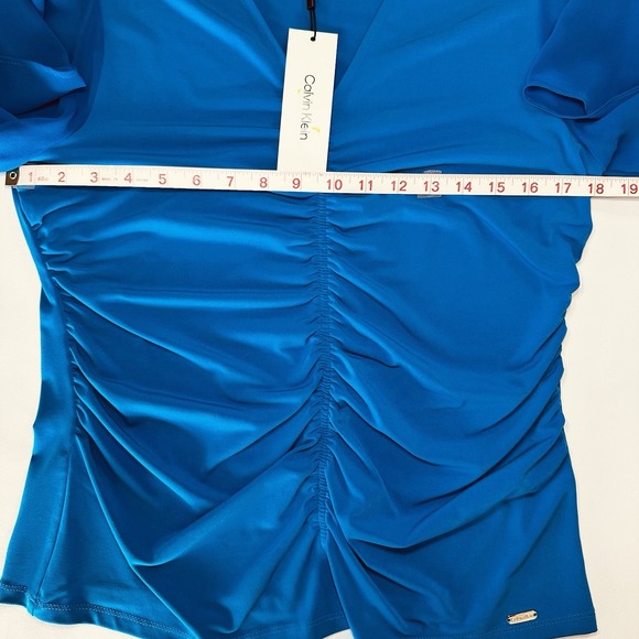 Calvin Klein Blue Ruched V Neck Short Sleeve Blouse Size Medium NWT Lightweight - Picture 8 of 9